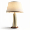 Tafellamp met stoffen lampenkap van beige linnen en houten voet 25 x 25 x 50cm